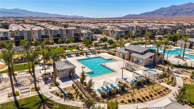 2742 Champagne Gold Avenue, North Las Vegas, NV 89086