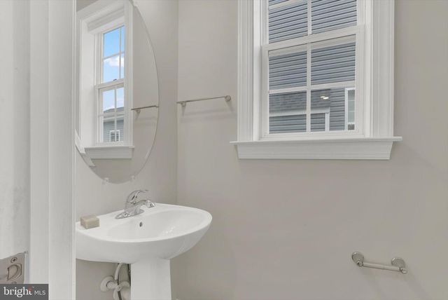 1320 MONOCACY CROSSING PKWY, Brunswick, MD 21716