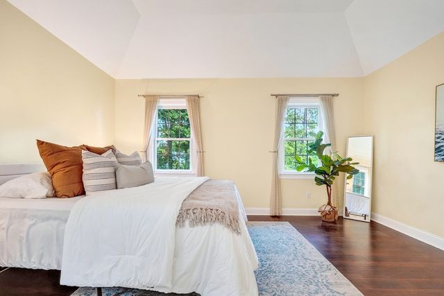 4 Murray Hill Circle, Wilmington, MA 01887