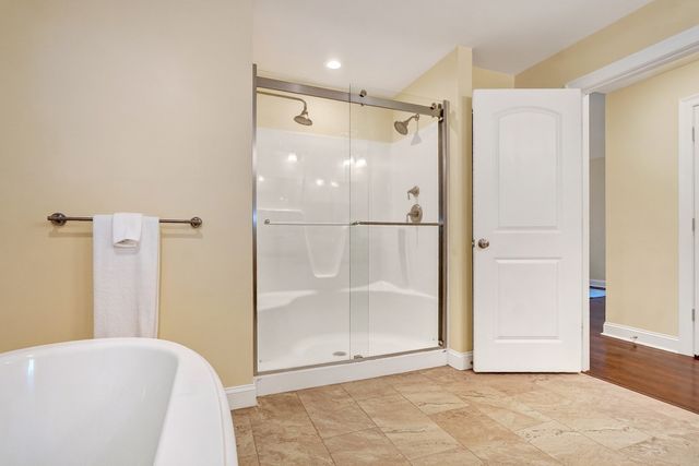 4 Murray Hill Circle, Wilmington, MA 01887