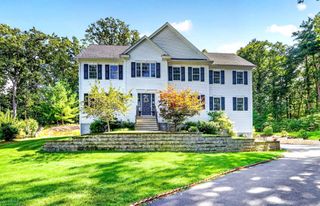 4 Murray Hill Circle, Wilmington, MA 01887