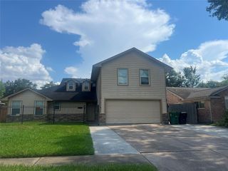 1119 Twin Falls Road, Houston, TX 77088
