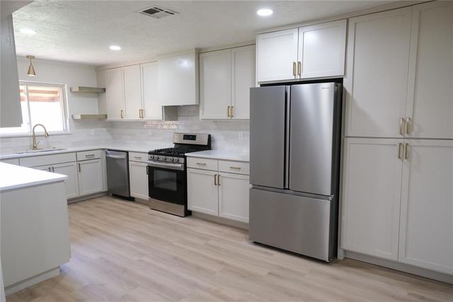 621 Reeves Court, Oklahoma City, OK 73122