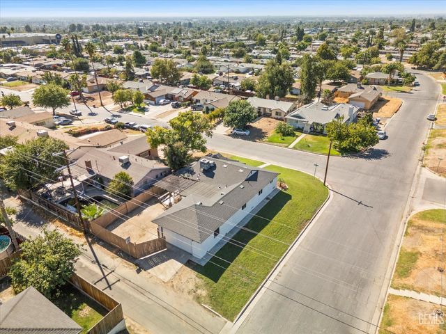 2825 Arnold, Bakersfield, CA 93305
