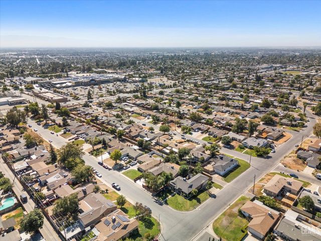 2825 Arnold, Bakersfield, CA 93305