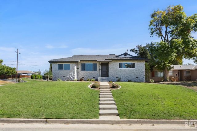 2825 Arnold, Bakersfield, CA 93305