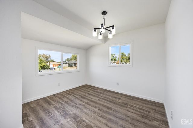 2825 Arnold, Bakersfield, CA 93305