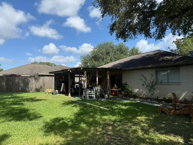 10903 Sela Lane, Houston, TX 77072