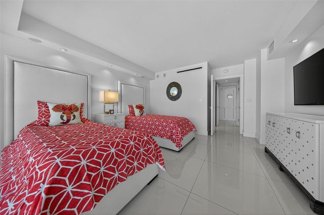 2200 S Ocean Lane 2701-02, Fort Lauderdale, FL 33316