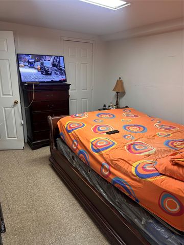 372 Bronx Park Avenue, Bronx, NY 10460