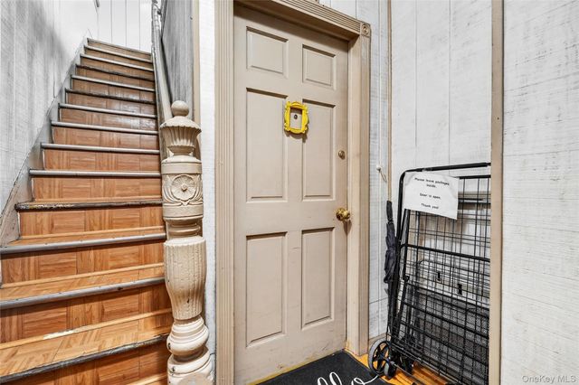 372 Bronx Park Avenue, Bronx, NY 10460