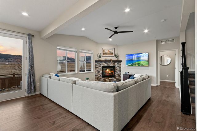 9337 Iron Mountain Way, Arvada, CO 80007