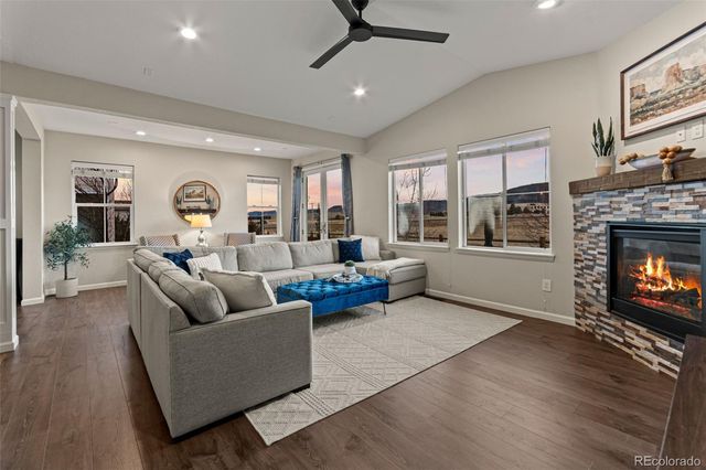 9337 Iron Mountain Way, Arvada, CO 80007