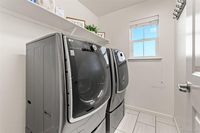 9337 Iron Mountain Way, Arvada, CO 80007