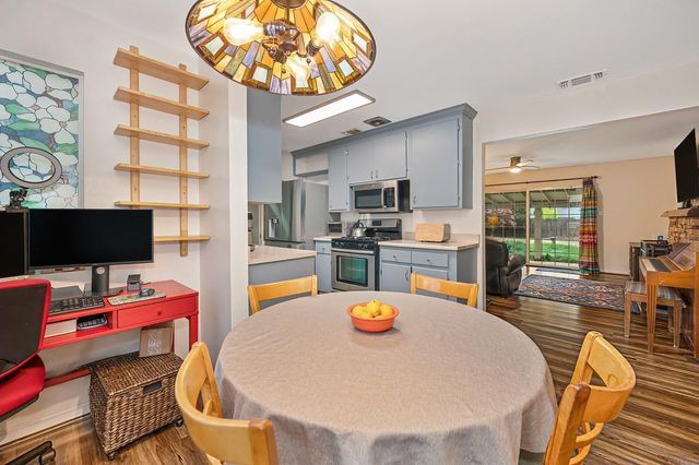 5581 Turnbull Cir, Fair Oaks, CA 95628