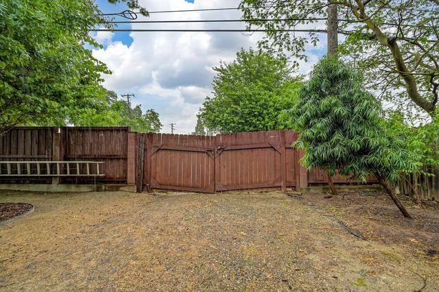 5581 Turnbull Cir, Fair Oaks, CA 95628