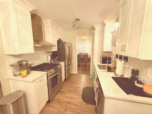 85 Hawk Drive, Hiram, GA 30141