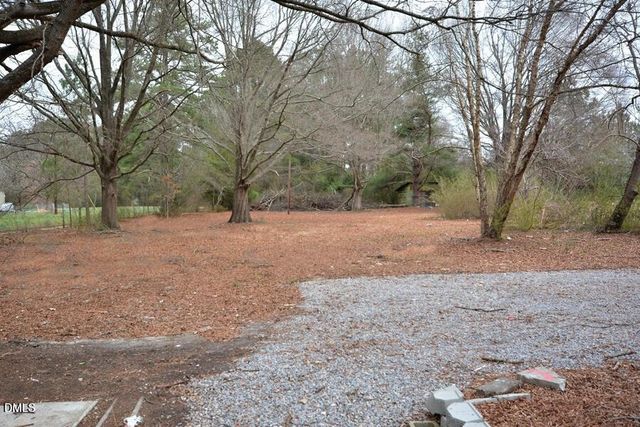 2105 Newton Dairy Road, Henderson, NC 27537