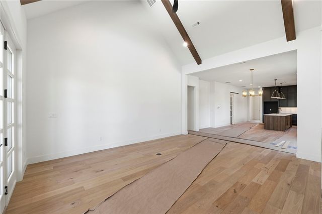 722 W Central Avenue, Bentonville, AR 72712