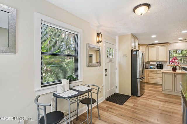 1265 WHISPERING PINES Road, St. Johns, FL 32259