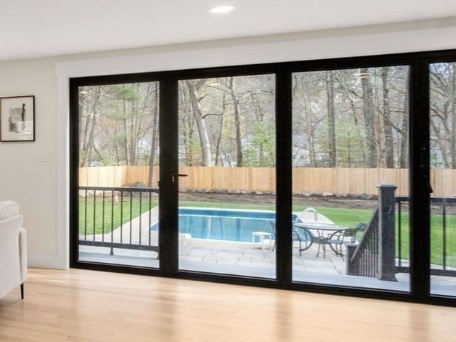30 Oakridge Ave, Natick, MA 01760