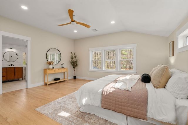 30 Oakridge Ave, Natick, MA 01760