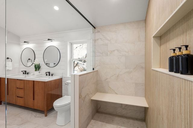 30 Oakridge Ave, Natick, MA 01760