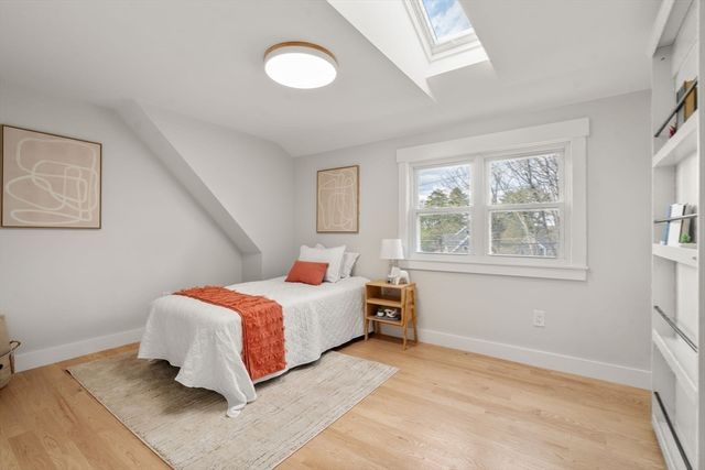 30 Oakridge Ave, Natick, MA 01760