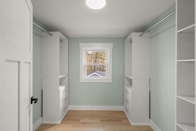 30 Oakridge Ave, Natick, MA 01760