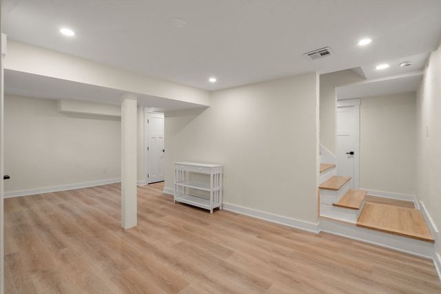 30 Oakridge Ave, Natick, MA 01760