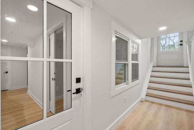 30 Oakridge Ave, Natick, MA 01760