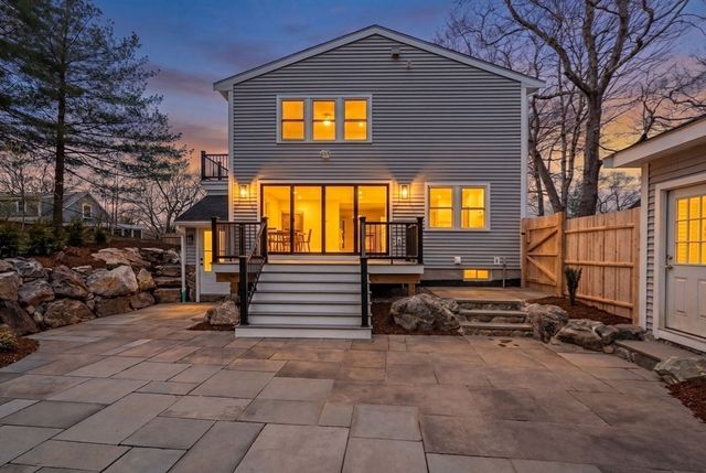 30 Oakridge Ave, Natick, MA 01760