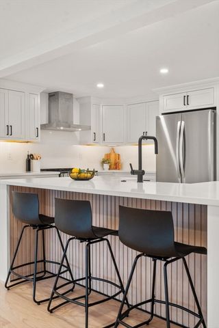 30 Oakridge Ave, Natick, MA 01760