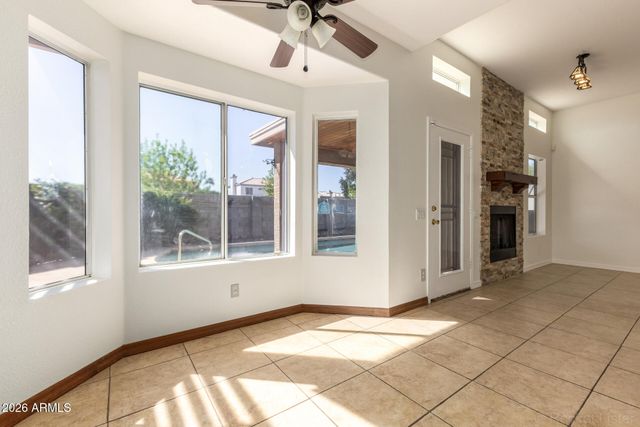 11105 W OLIVE Drive, Avondale, AZ 85392