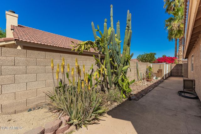 11105 W OLIVE Drive, Avondale, AZ 85392
