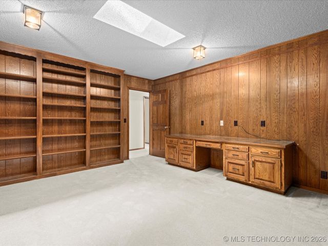 214 Edna Mae Lane, Bartlesville, OK 74003