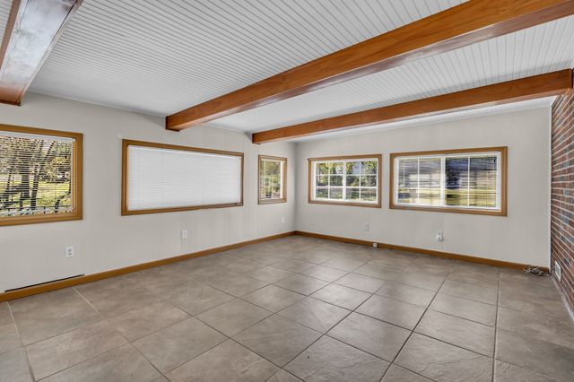 110 Sterling Ct, Hendersonville, TN 37075