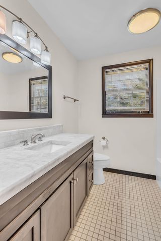 110 Sterling Ct, Hendersonville, TN 37075