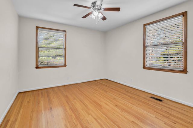 110 Sterling Ct, Hendersonville, TN 37075