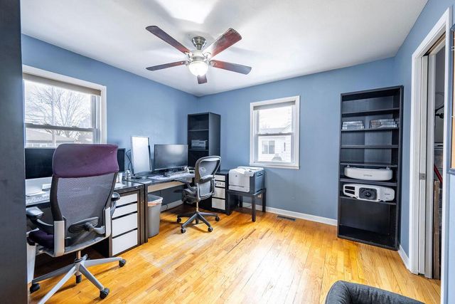 4102 Riverview DRIVE, La Crosse, WI 54601