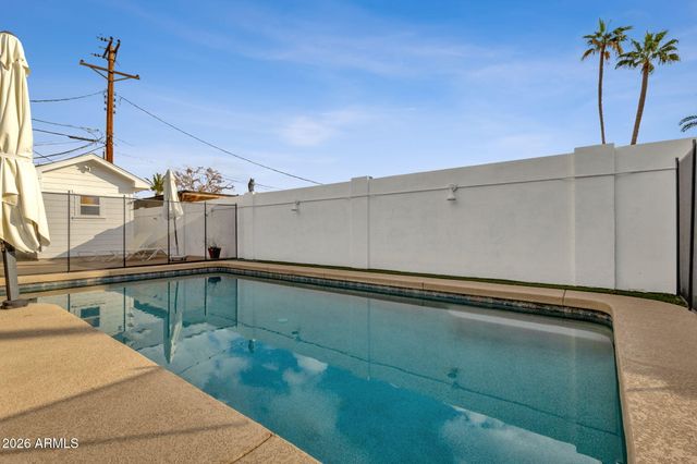 4501 N 30TH Place, Phoenix, AZ 85016