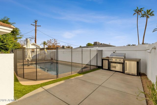 4501 N 30TH Place, Phoenix, AZ 85016