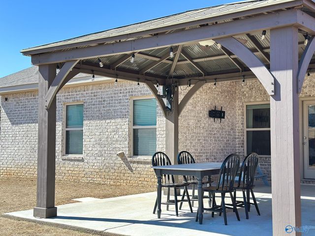 317 Ivyleaf Drive NW, Madison, AL 35757