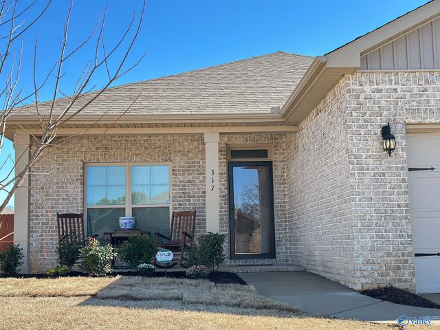 317 Ivyleaf Drive NW, Madison, AL 35757