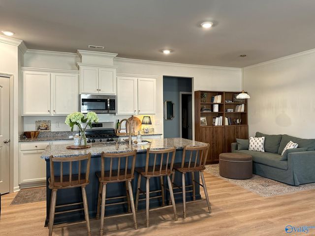 317 Ivyleaf Drive NW, Madison, AL 35757