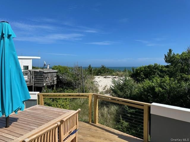 52 Lewis Walk, Cherry Grove, NY 11782