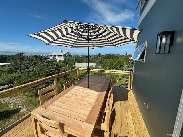 52 Lewis Walk, Cherry Grove, NY 11782