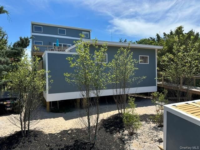 52 Lewis Walk, Cherry Grove, NY 11782