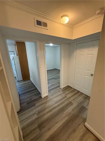 847 W 6th Street E, Winston-salem, NC 27101