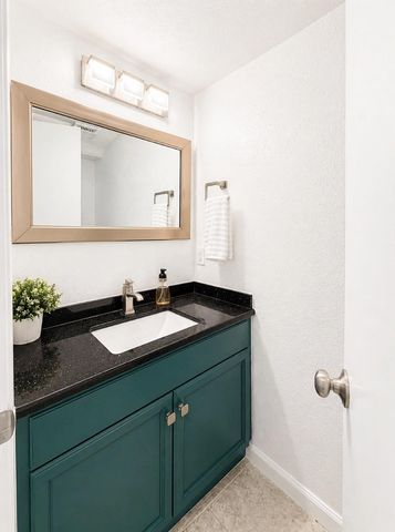 11710 Southlake Drive 47, Houston, TX 77077